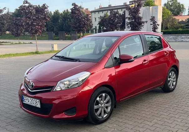 toyota Toyota Yaris cena 35900 przebieg: 101000, rok produkcji 2013 z Zgierz